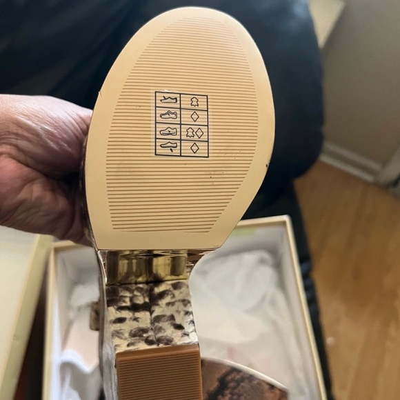 Michael Kors MK Lana Color- block Python Embossed Leather Wedge - Picture 4 of 4